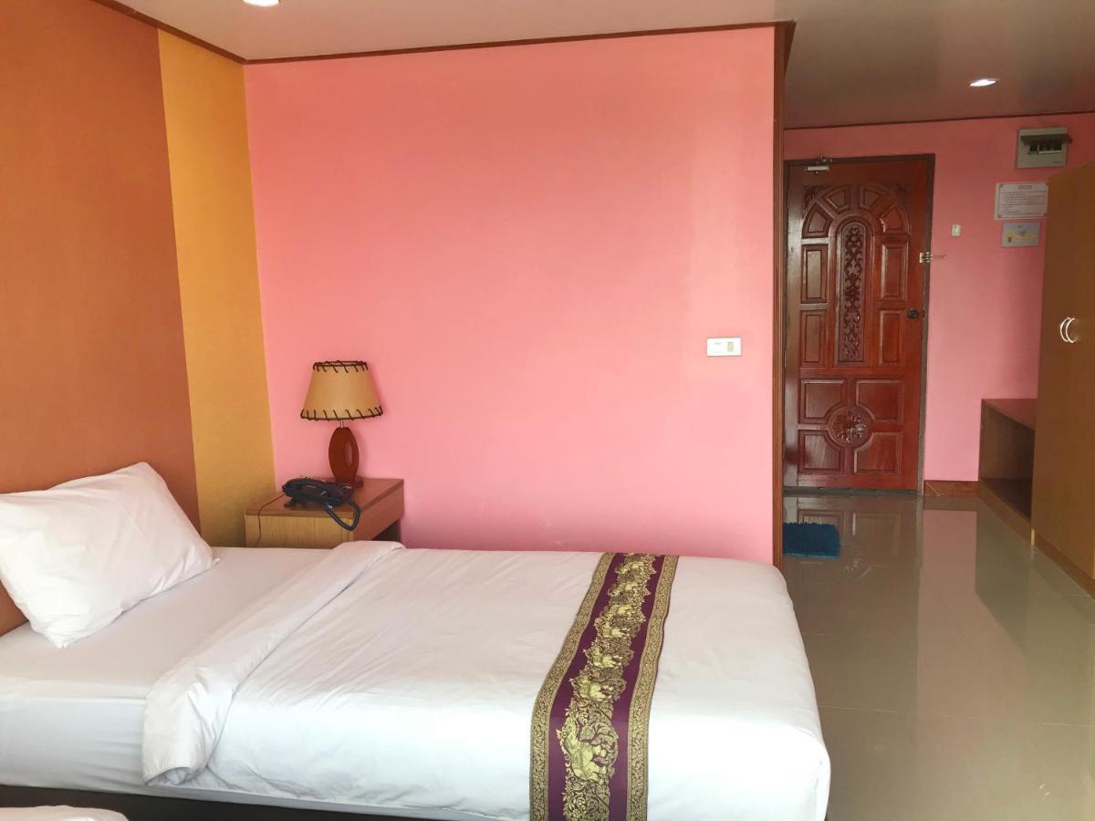 Toh Buk Seng Ayutthaya Hotel Extérieur photo